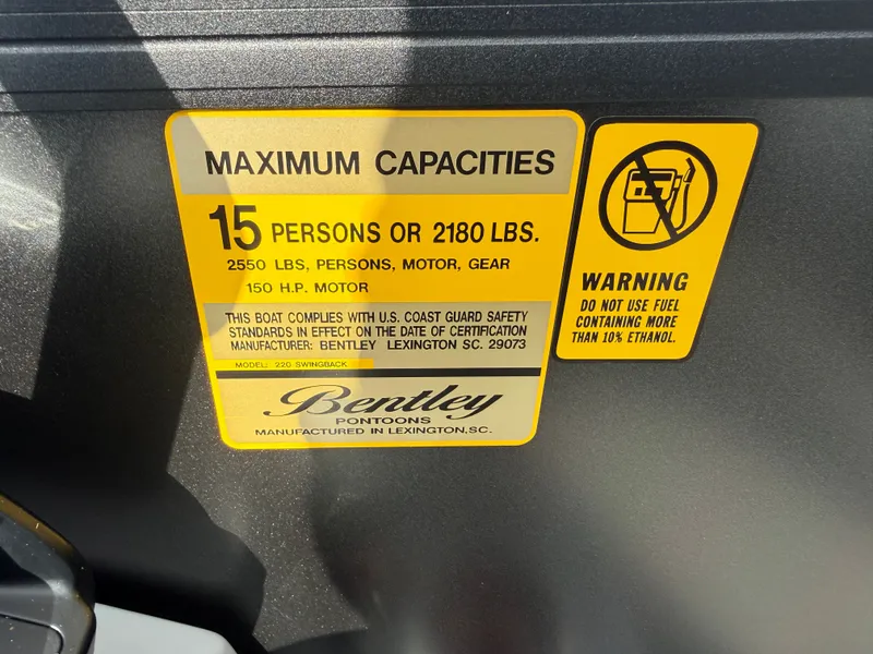 Slide: The Image of Bentley Pontoons Legacy 220 Swingback & Honda 4-Stroke EFI 2026 - 17