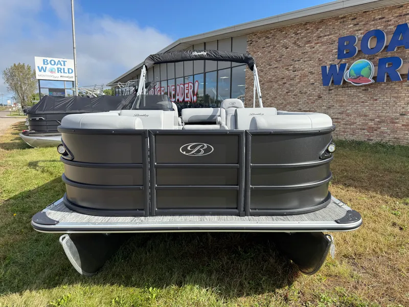 Slide: The Image of Bentley Pontoons Legacy 220 Swingback & Honda 4-Stroke EFI 2026 - 37