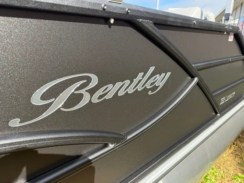 Slide: The Image of Bentley Pontoons Legacy 220 Swingback & Honda 4-Stroke EFI 2026 - 40