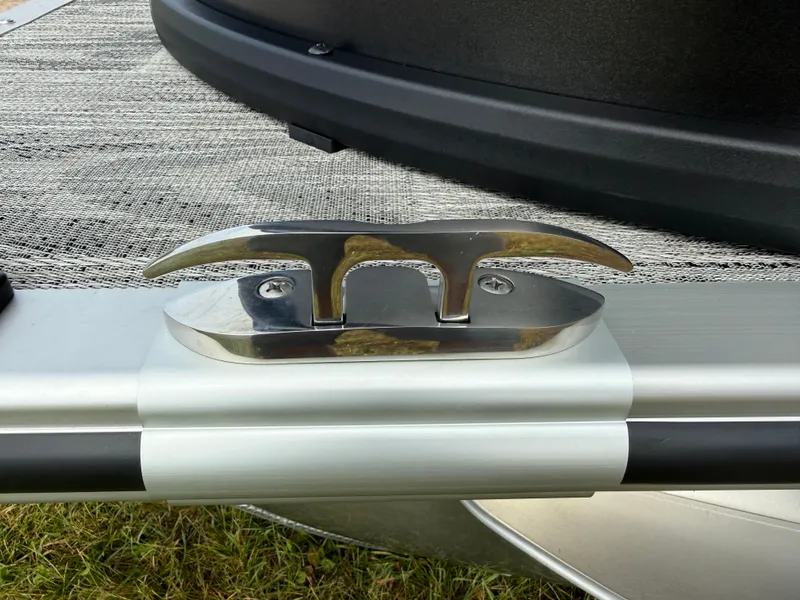 Slide: The Image of Bentley Pontoons Legacy 223 QSB Swingback Tritoon & Honda 4-Stroke EFI 2026 - 49