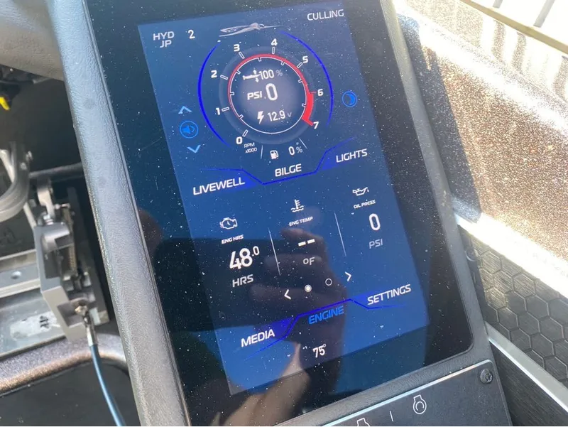 Slide: The Image of Skeeter FXR21 Limited 2025 - 11