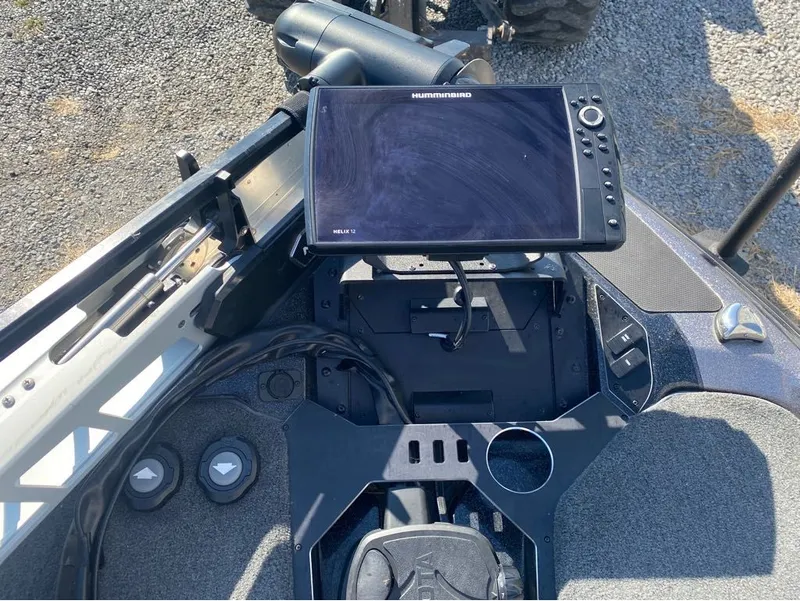 Slide: The Image of Skeeter FXR21 Limited 2025 - 22