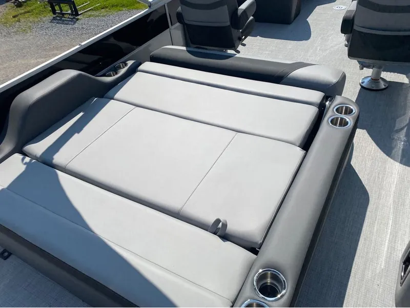 Slide: The Image of Berkshire CTS Series 24UL CTS 2025 - 6