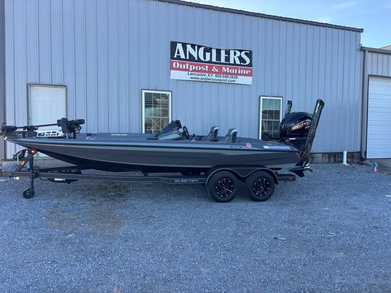 The Image of Skeeter ZXE20 2026 boat at Angler's Outpost & Marine. - 1
