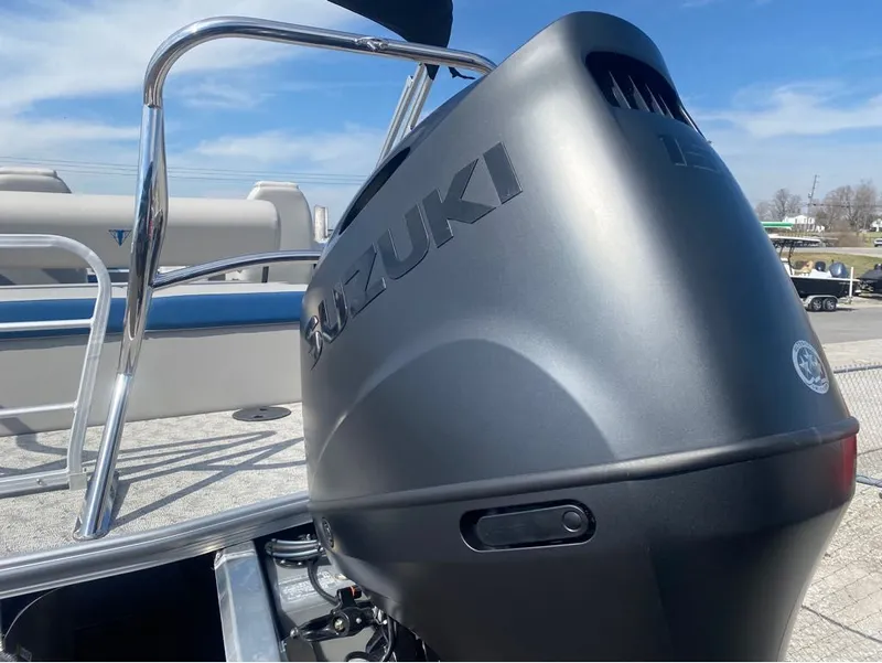 Slide: The Image of Trifecta LE Series 24UL LE T 2025 - 3