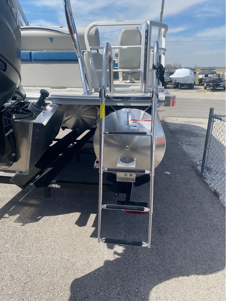 Slide: The Image of Trifecta LE Series 24UL LE T 2025 - 5