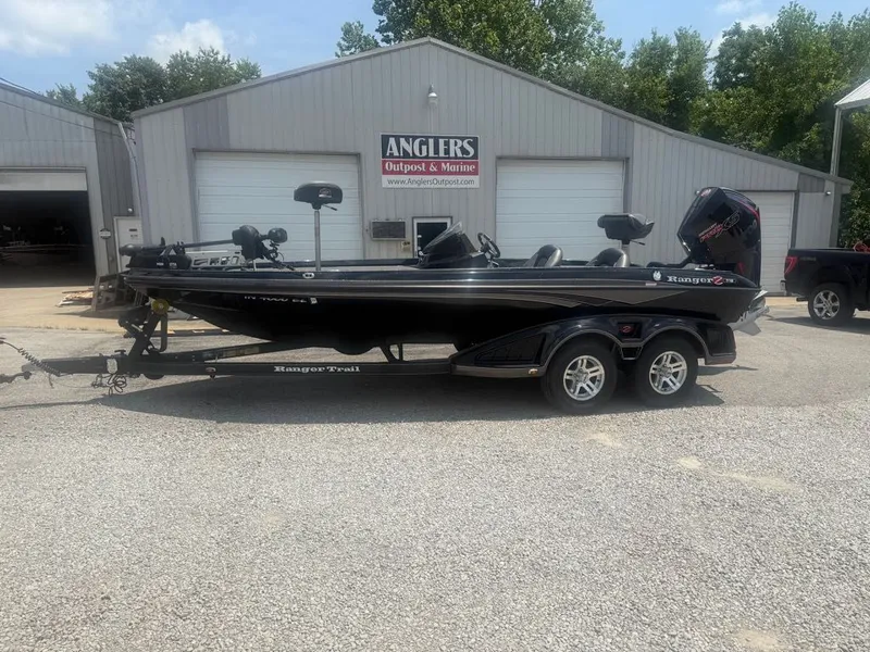 Slide: The Image of Ranger Boats Z518 2022 - 11