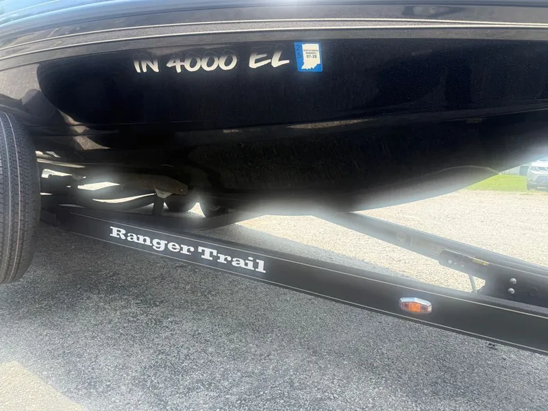 Slide: The Image of Ranger Boats Z518 2022 - 5