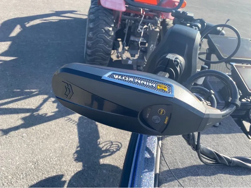 Slide: The Image of Phoenix Bass Boat ZXL Series 721 2025 - 19