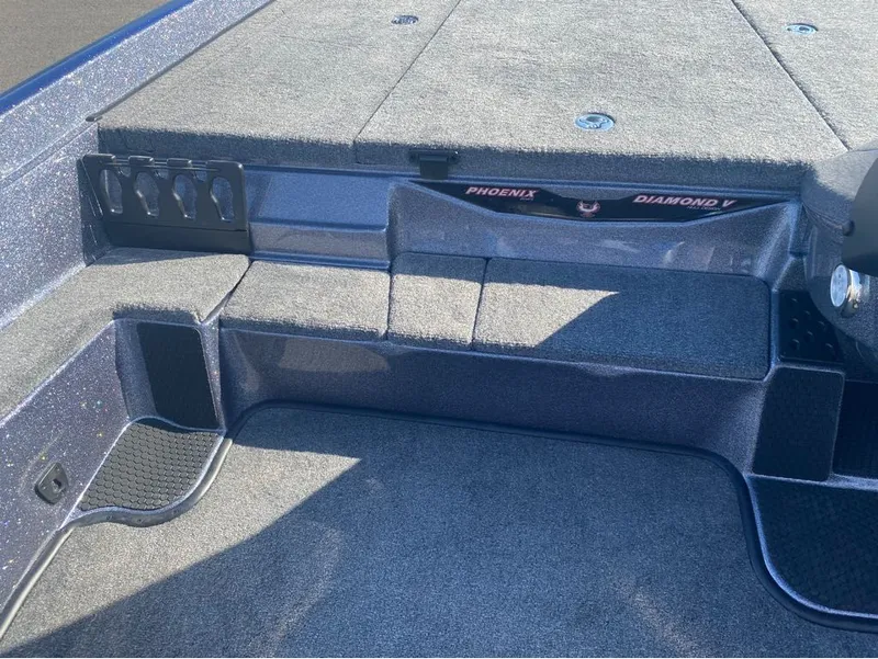 Slide: The Image of Phoenix Bass Boat ZXL Series 721 2025 - 5