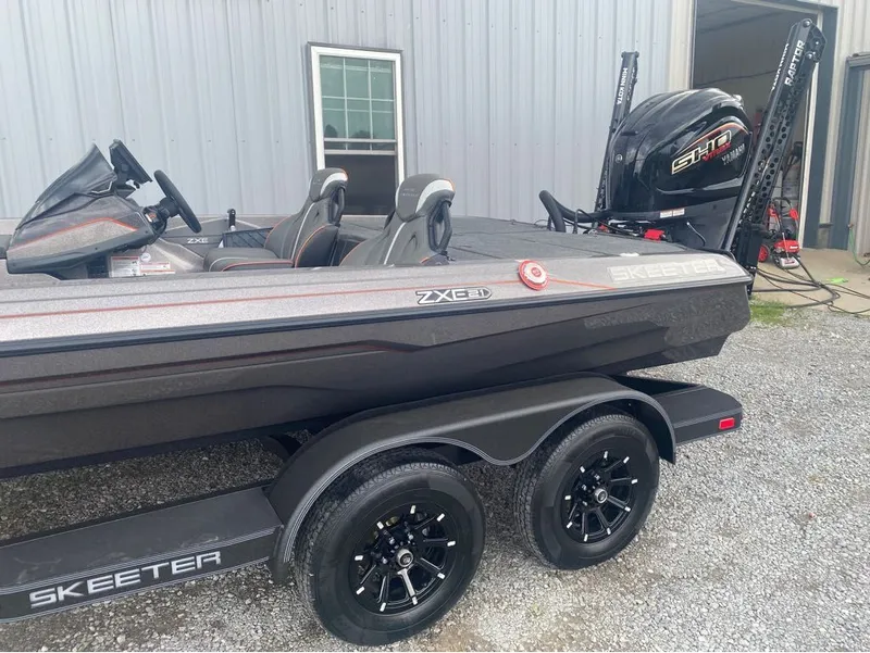 Slide: The Image of Skeeter ZXE21 2026 - 12