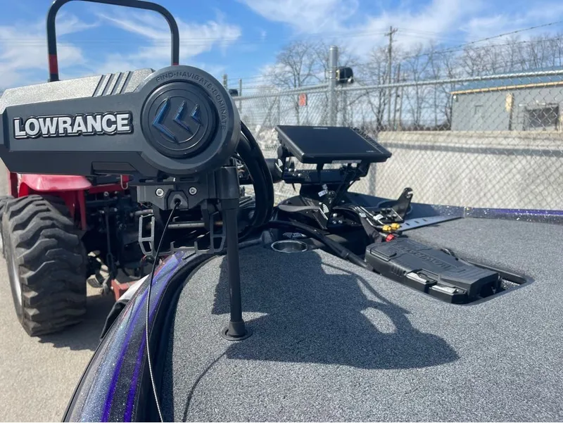 Slide: The Image of Triton 19 TrX Patriot 2023 - 10