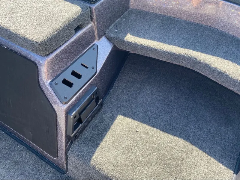 Slide: The Image of Skeeter ZX SERIES ZX200 2026 - 15