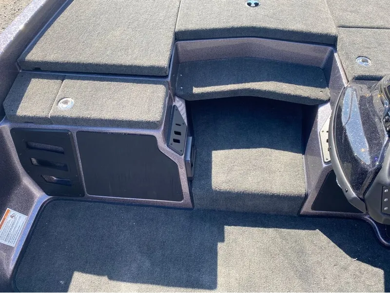 Slide: The Image of Skeeter ZX SERIES ZX200 2026 - 17