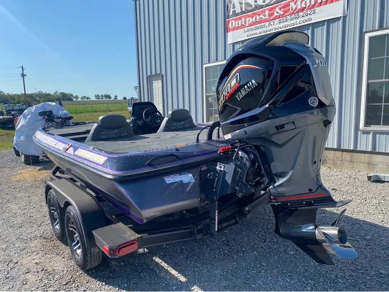 Slide: The Image of Skeeter ZX SERIES ZX200 2026 - 24