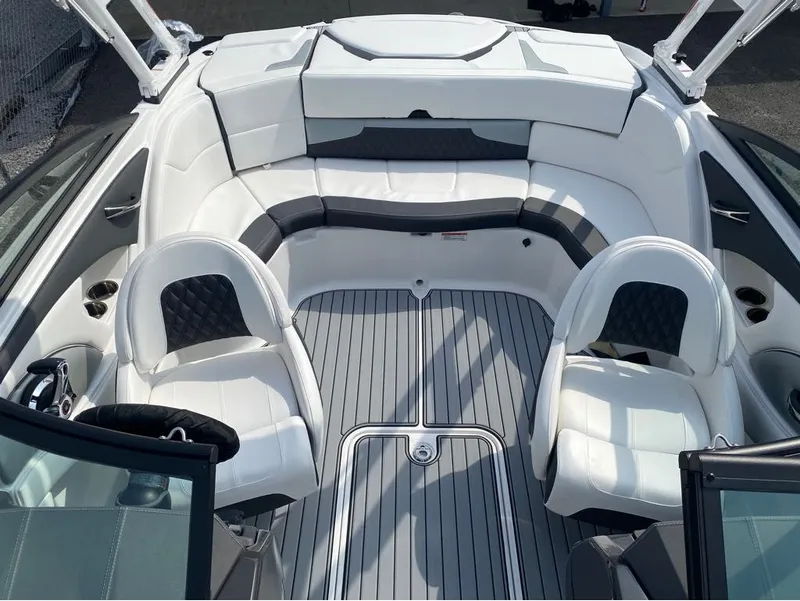 Slide: The Image of Monterey FS 224 2025 - 11