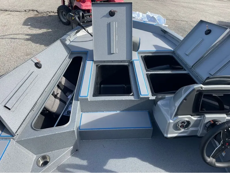 Slide: The Image of Xpress H18 Bass 2025 - 9