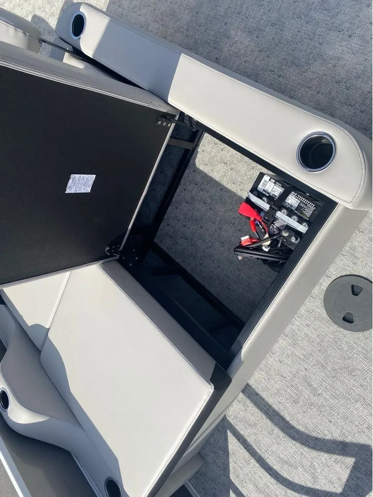 Slide: The Image of Trifecta LE Series 22UL LE T 2025 - 16