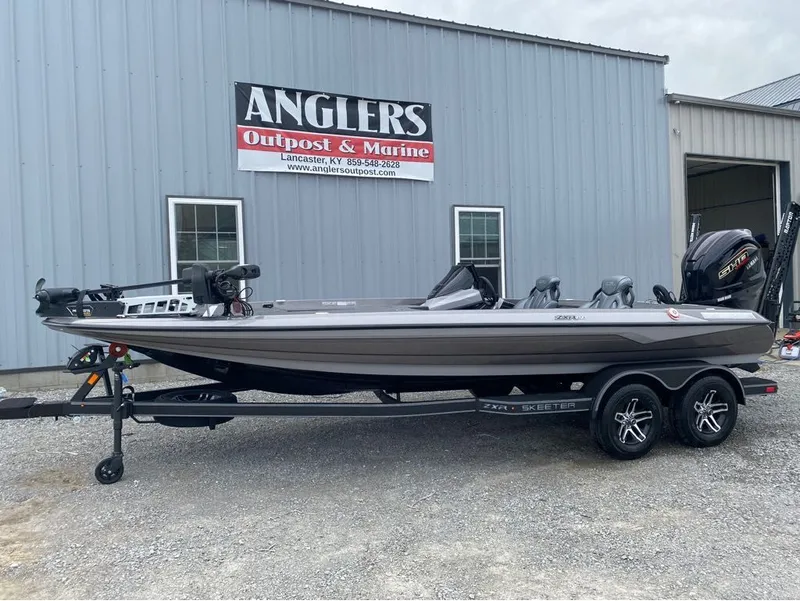 Slide: The Image of Skeeter ZXR21 2025 - 14