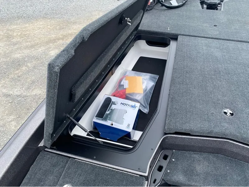 Slide: The Image of Skeeter ZXR21 2025 - 15