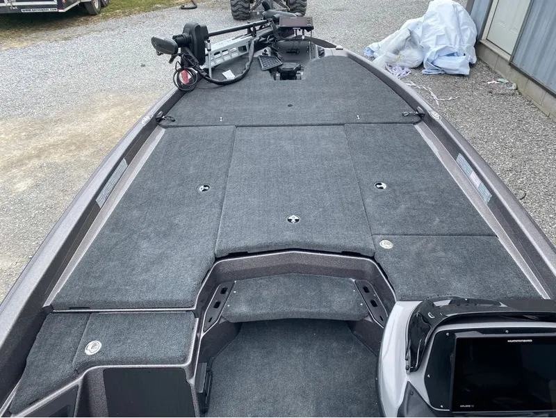 Slide: The Image of Skeeter ZXR21 2025 - 6