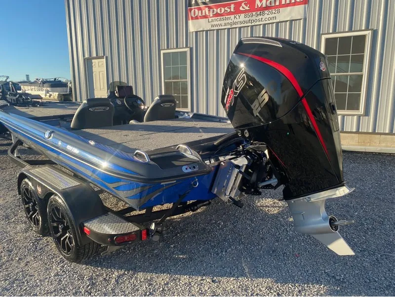 Slide: The Image of Phoenix Bass Boat 920 Elite 2025 - 3