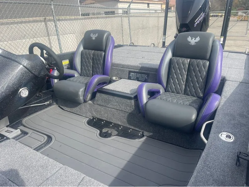 Slide: The Image of Phoenix Bass Boat 920 Elite 2025 - 8