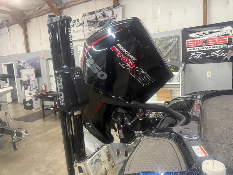 Slide: The Image of Nitro Z21 Pro Package 2021 - 4