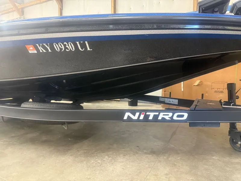 Slide: The Image of Nitro Z21 Pro Package 2021 - 7