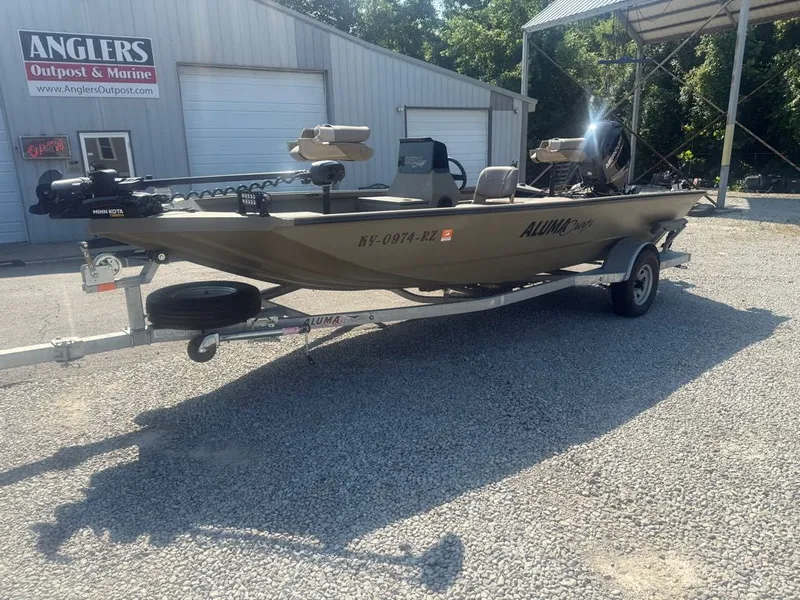 Slide: The Image of Alumacraft MV1756SC 2022 - 4