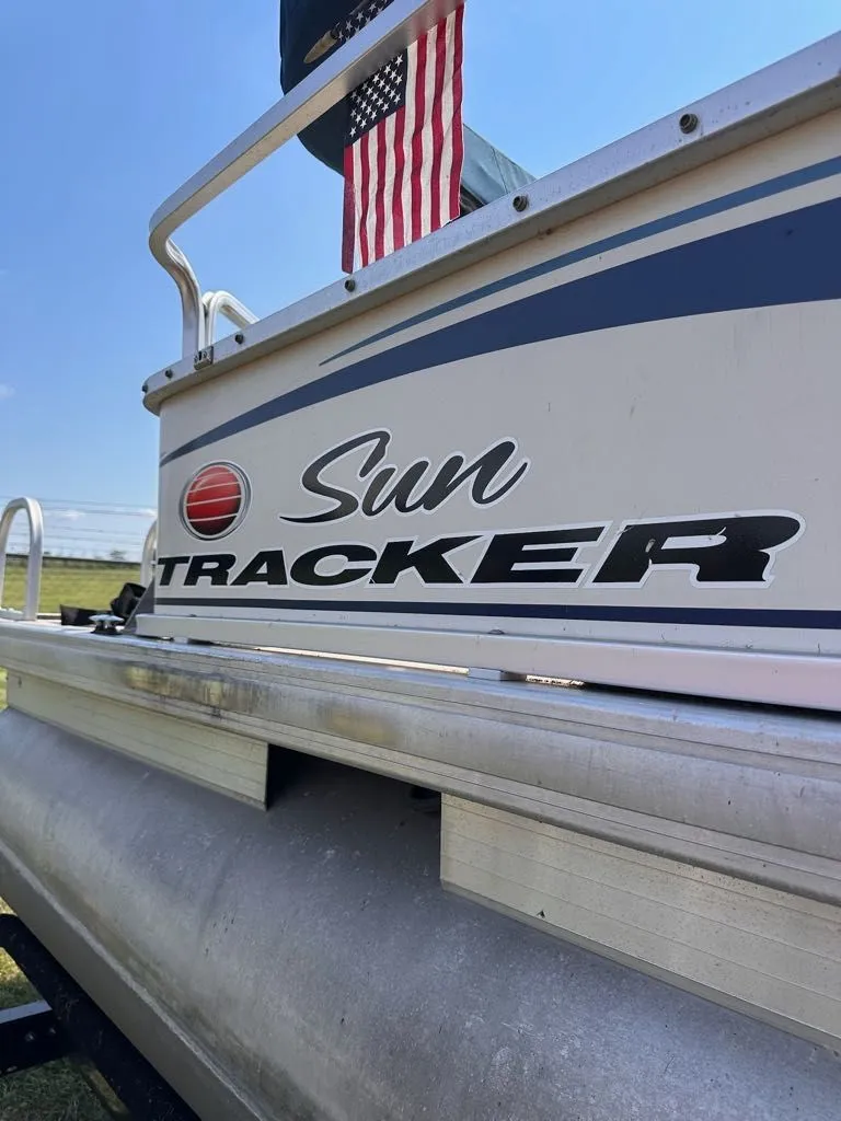 Slide: The Image of Sun Tracker Fishin' Barge 21 2008 - 9