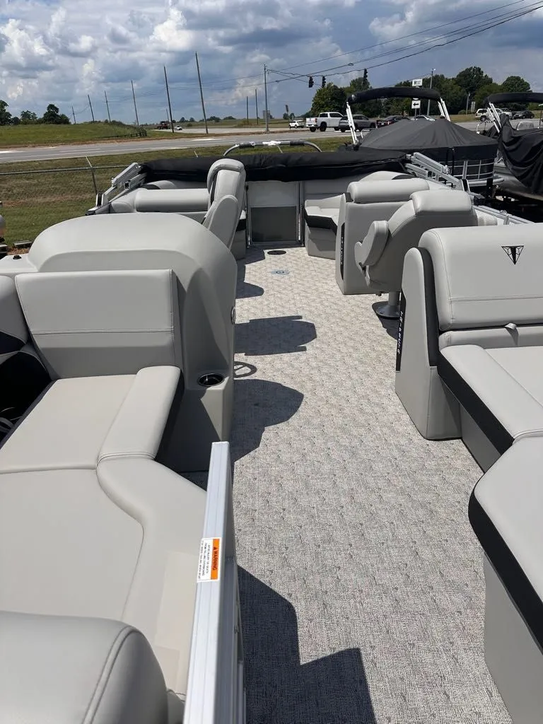 Slide: The Image of Trifecta LE Series 22RF LE 2026 - 10