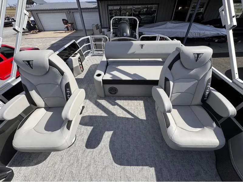 Slide: The Image of Trifecta LE Series 24UL LE T 2025 - 17