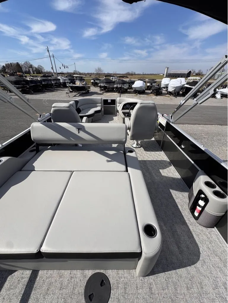 Slide: The Image of Trifecta LE Series 24UL LE T 2025 - 39