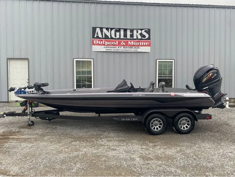 Slide: The Image of Skeeter ZXR Series ZXR21SE 2025 - 11