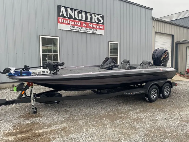 Slide: The Image of Skeeter ZXR Series ZXR21SE 2025 - 14