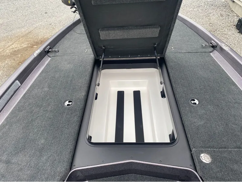 Slide: The Image of Skeeter ZXR Series ZXR21SE 2025 - 17