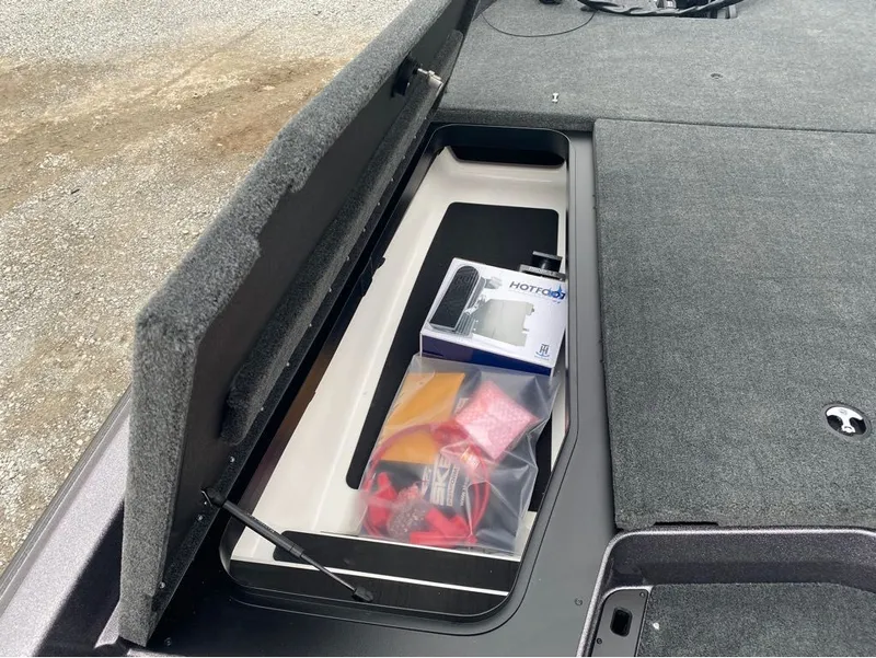 Slide: The Image of Skeeter ZXR Series ZXR21SE 2025 - 7