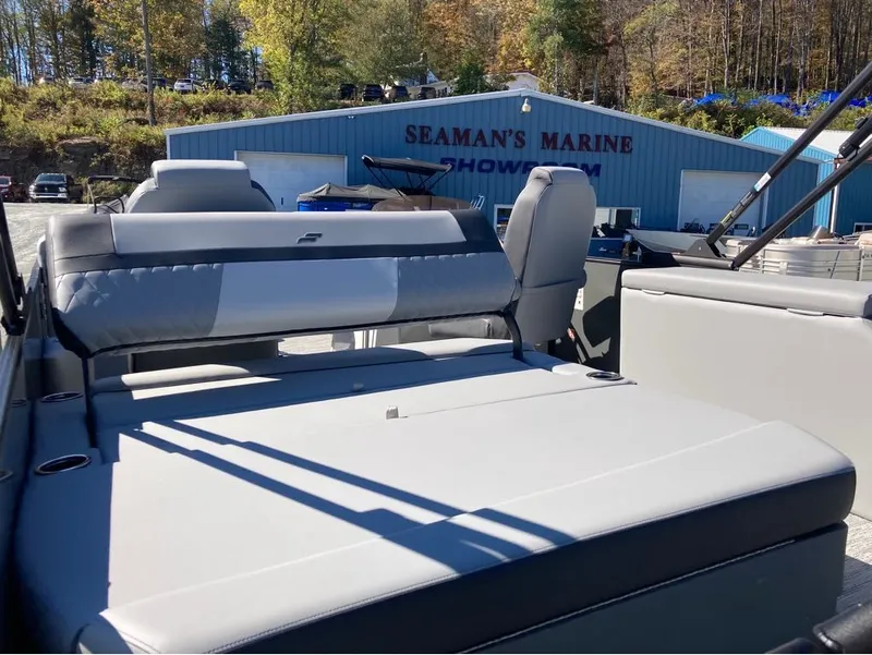 Slide: The Image of Starcraft EXS 1 Q DH 2026 MODEL 2025 - 2