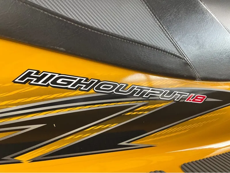 Slide: The Image of Yamaha VXR 2013 - 4