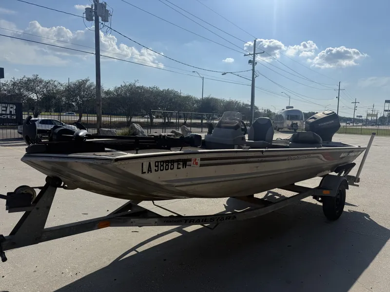 Slide: The Image of Tracker 17 Aluminum Bass Boat 1997 - 6