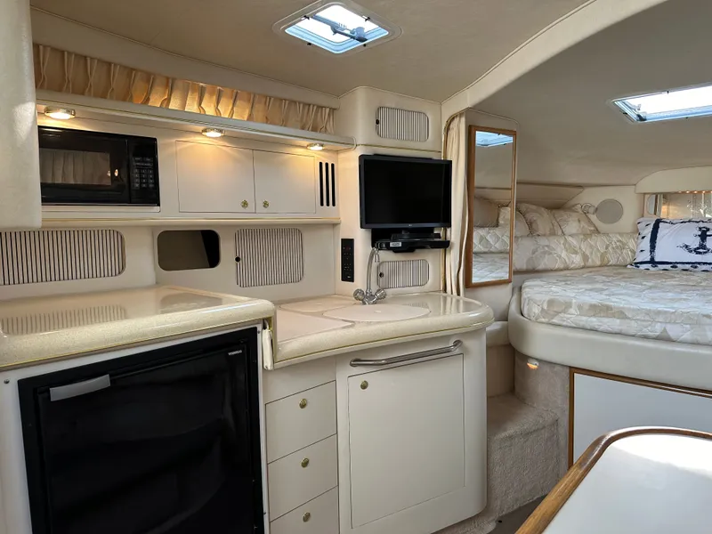 Slide: The Image of Sea Ray 340 Sundancer 1999 - 28