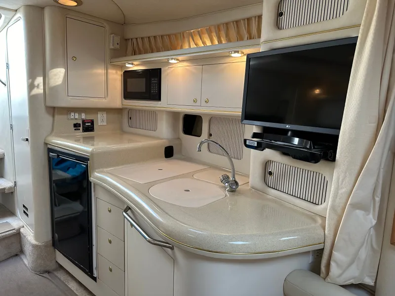 Slide: The Image of Sea Ray 340 Sundancer 1999 - 29