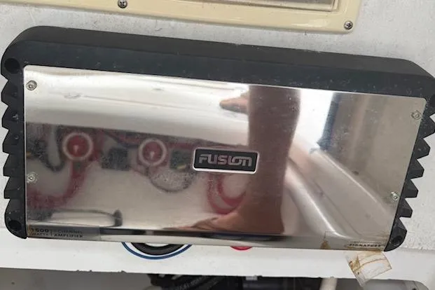 Slide: The Image of 2 YEAR NATIONWIDE WARRANTY Included covering Twin 2020 Yamaha F300 V6 4.2-liter Outboard Motors~ LOW hours 215! - 47