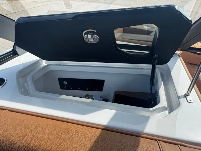 Slide: The Image of Nautique G23 2026 - 28