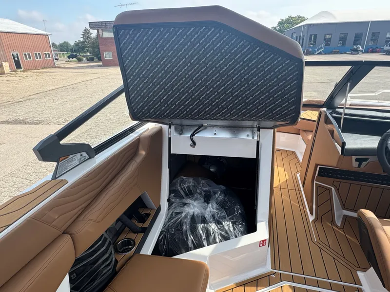 Slide: The Image of Nautique G23 2026 - 29