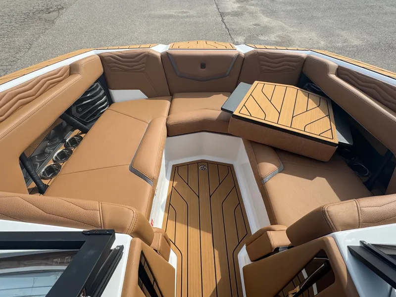 Slide: The Image of Nautique G23 2026 - 33