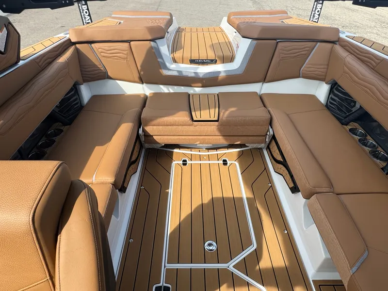 Slide: The Image of Nautique G23 2026 - 36