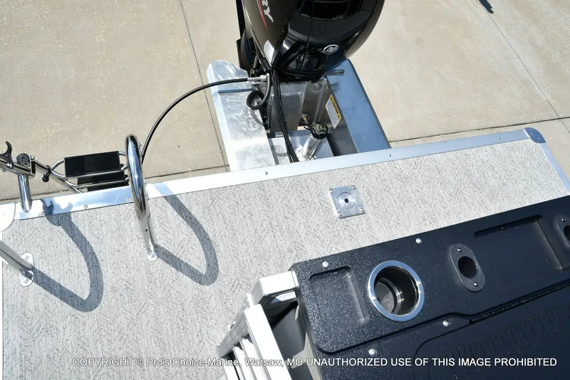 Slide: The Image of Sun Tracker Fishin' Barge 22 DLX w/115HP Pro-XS 4 Stroke 2026 - 58