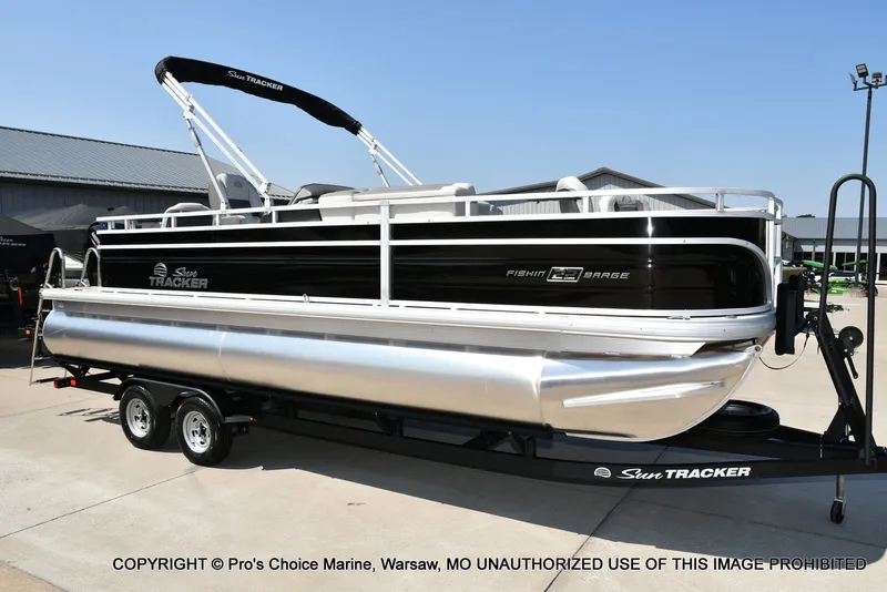 Slide: The Image of Sun Tracker Fishin' Barge 22 DLX w/115HP Pro-XS 4 Stroke 2026 - 79